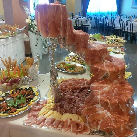 Il Cavallino Rosso 3*