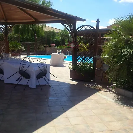 Hotell Il Cavallino Rosso Thiesi