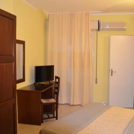 Il Cavallino Rosso Hotell