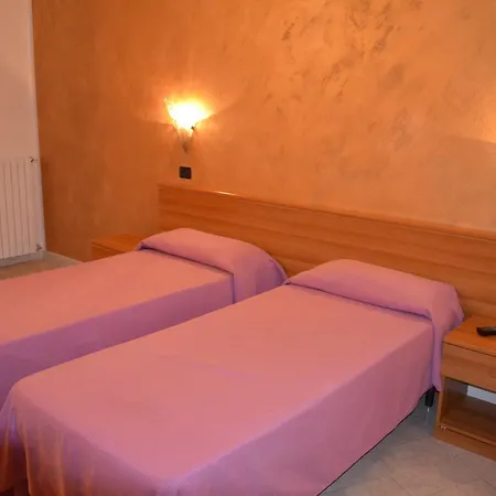 Hotell Il Cavallino Rosso Thiesi
